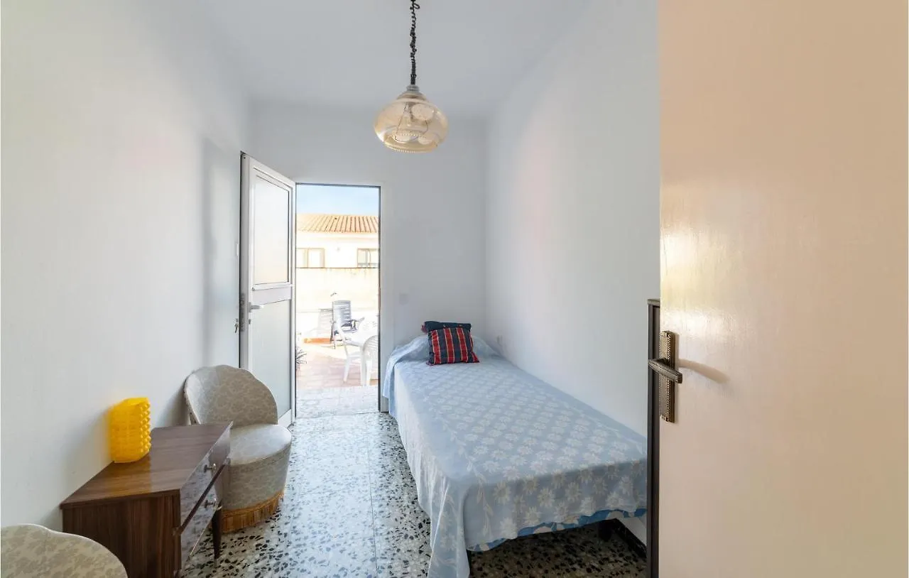 Stunning Apartment In Miami Platja With Kitchen L'L'Hospitalet de l'Infant